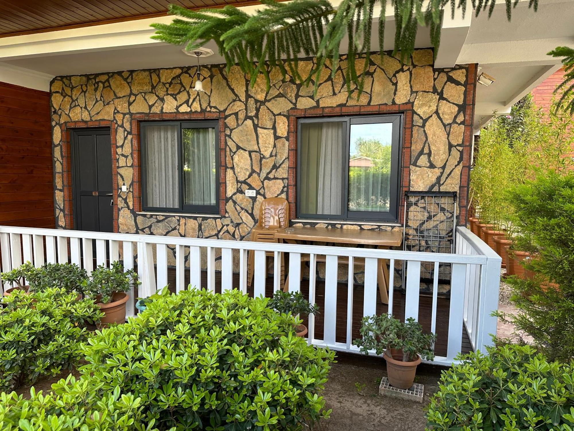Palm Konak Hotel Çıralı Exteriör bild